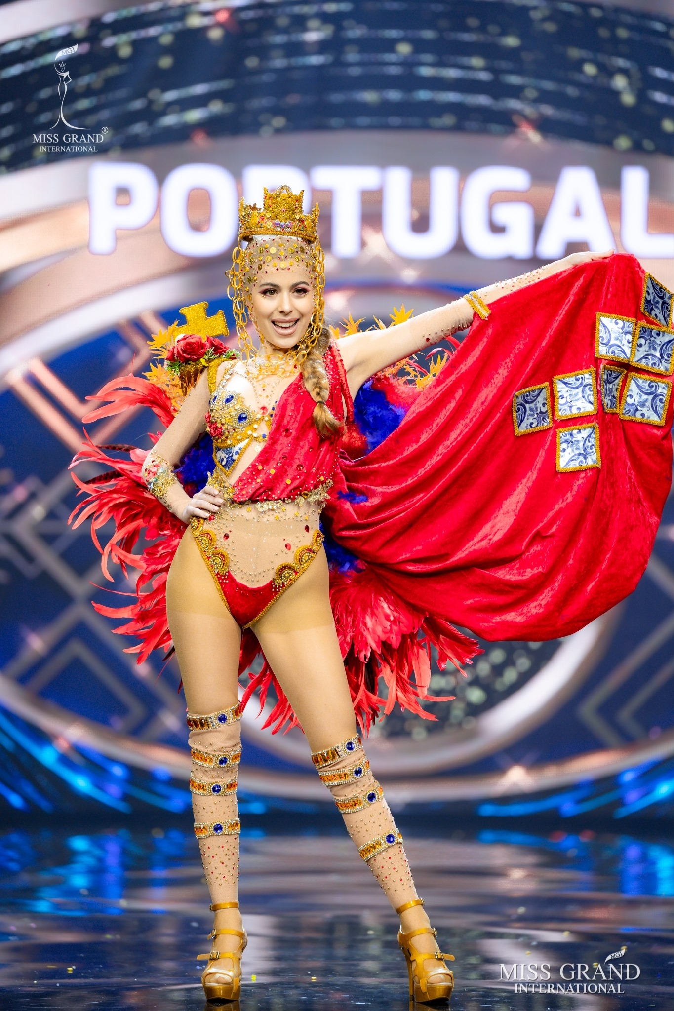 PORTUGAL The Perfect Miss